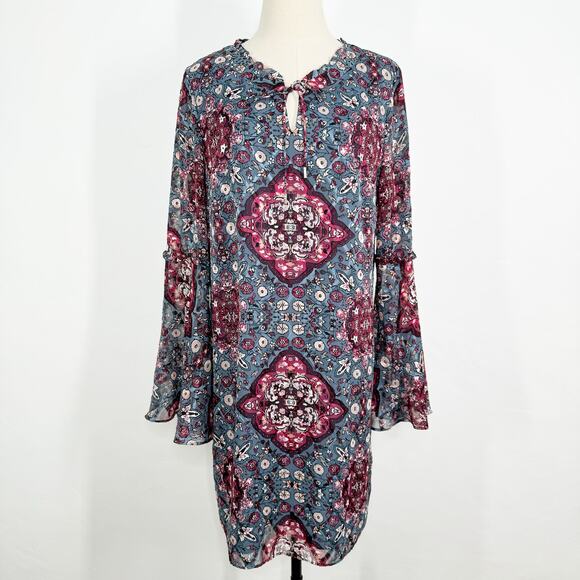 WHBM Bell Sleeve Medallion Shift Dress Blue Long Sleeve Boho Work Church Size XL - Picture 1 of 10
